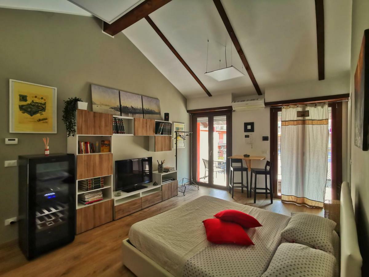 Regis B&B Appartamenti Centro Storico Chivasso Exteriér fotografie